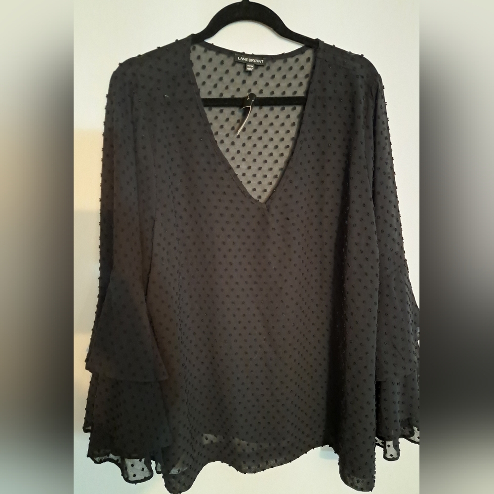 NWT Lane Bryant top 22/24 black dot ruffle sleeves